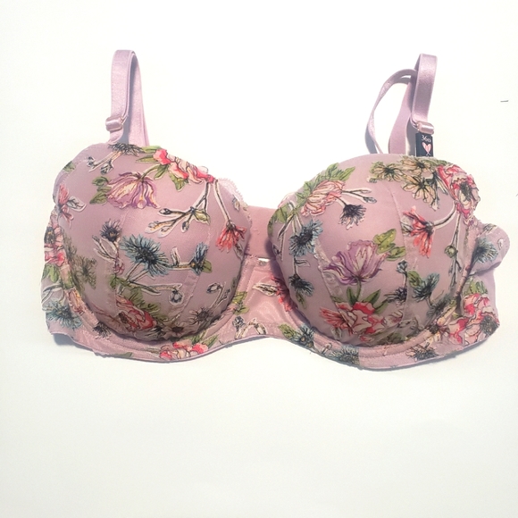 Victoria's secret Bra 36D and matching panty - Picture 3 of 7